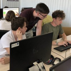 Žiaci  SPŠE na Network Academy Games 2025