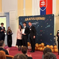 Zlaté ocenenie DofE pre nášho žiaka