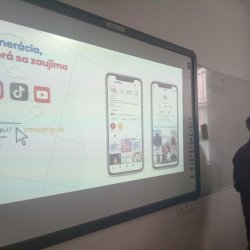 WORKSHOP - KRITICKÉ MYSLENIE A SOCIÁLNE SIETE