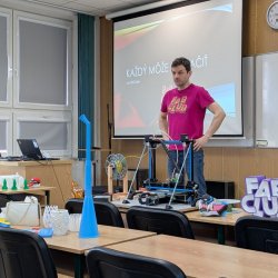 Prezentácia kreatívnej dielne FabClub na SPŠE Prešov